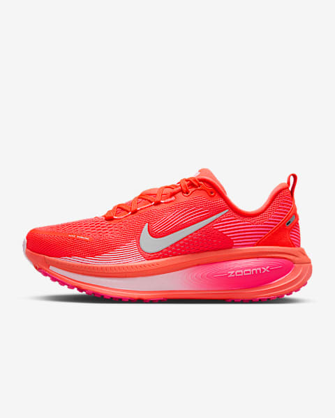 Nike Vomero 18 ナイキボメロ18 ランナーの声が導いた、ナイキ ボメロ 18誕生の裏側.オンライン